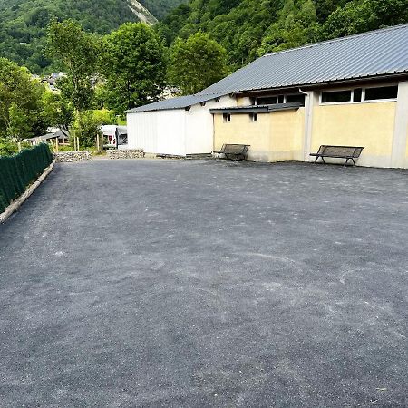 Bungalow Charmant A Cauterets Avec Vue Sur La Montagne Exterior foto